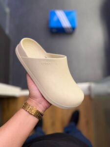 Dylan Clogs Lightweight & Affordable 4 Colours (2)